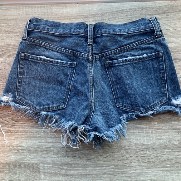 WE THE FREE Jean shorts - Picture 2 of 3